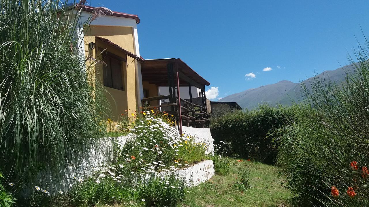 Cabanas Balcones De Tafi Tafí del Valle Esterno foto